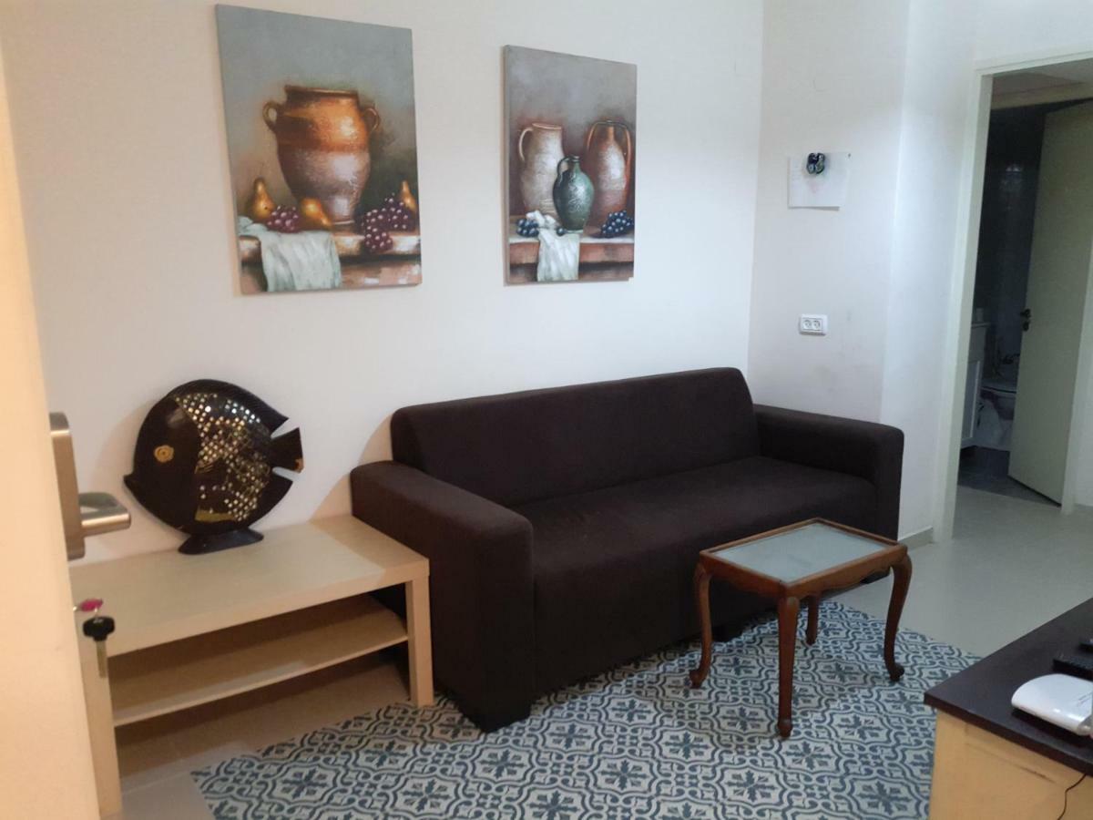 Апартаменты 3 Stairs Only To Cozy Flat On Hillel St *